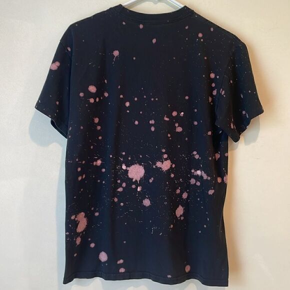 Guns and Roses Black Short Sleeve Tee shirt Size Medium - Picture 3 of 3